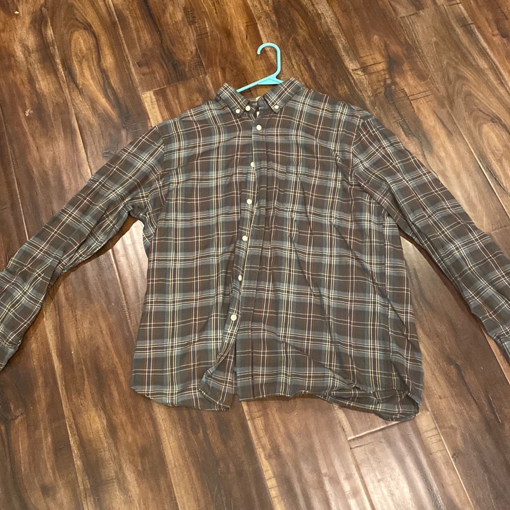 Men’s dress shirt